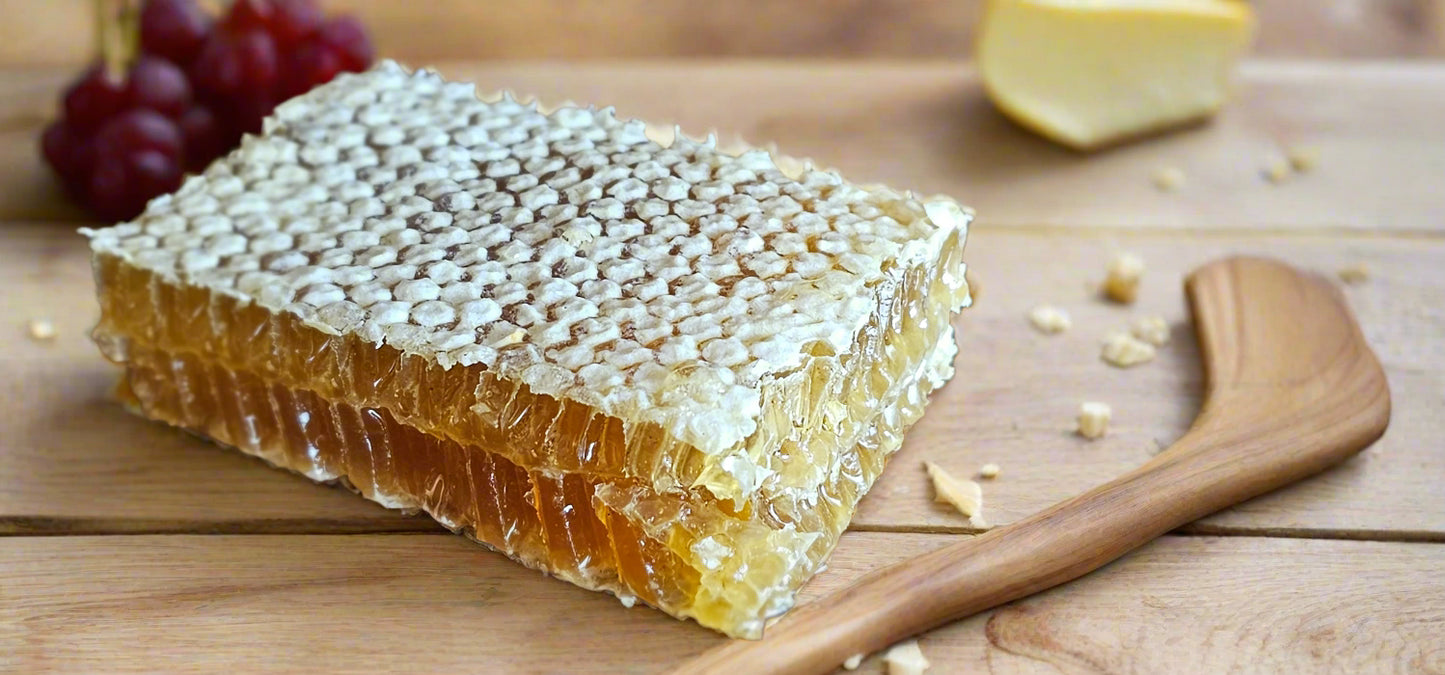 Devon Cut Comb Honey – 100% Pure Raw Honeycomb (Min. 170g)